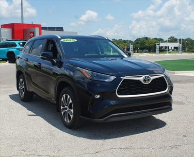 2026 Toyota Highlander Hybrid XLE