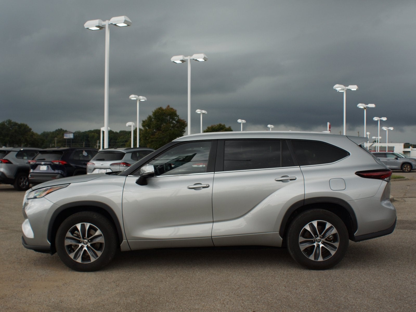 2024 Toyota Highlander XLE