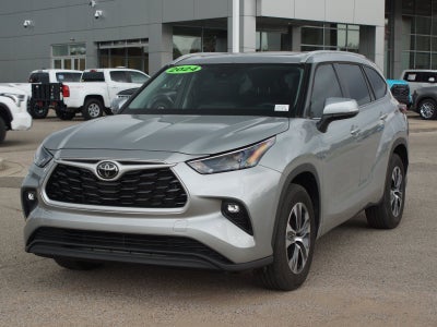 2024 Toyota Highlander XLE