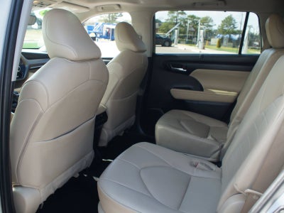 2024 Toyota Highlander XLE