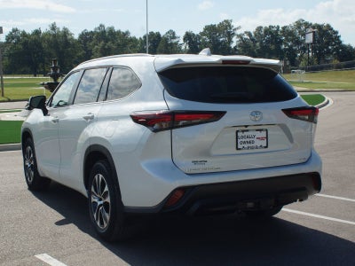 2024 Toyota Highlander XLE