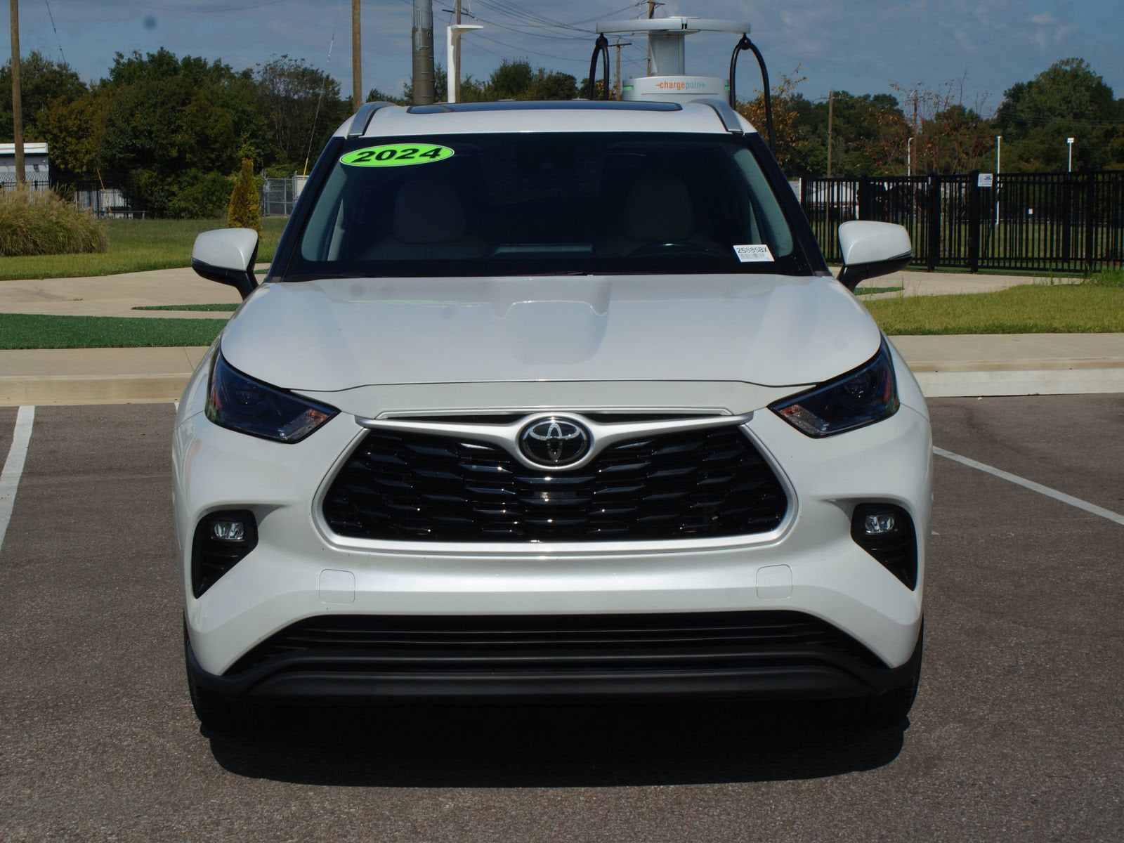 2024 Toyota Highlander XLE