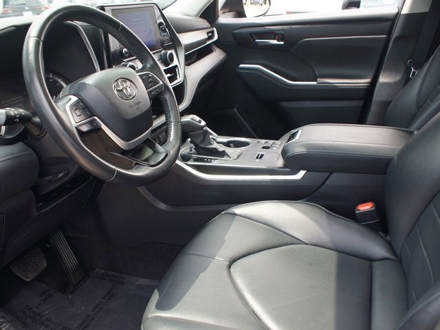2024 Toyota Highlander XLE