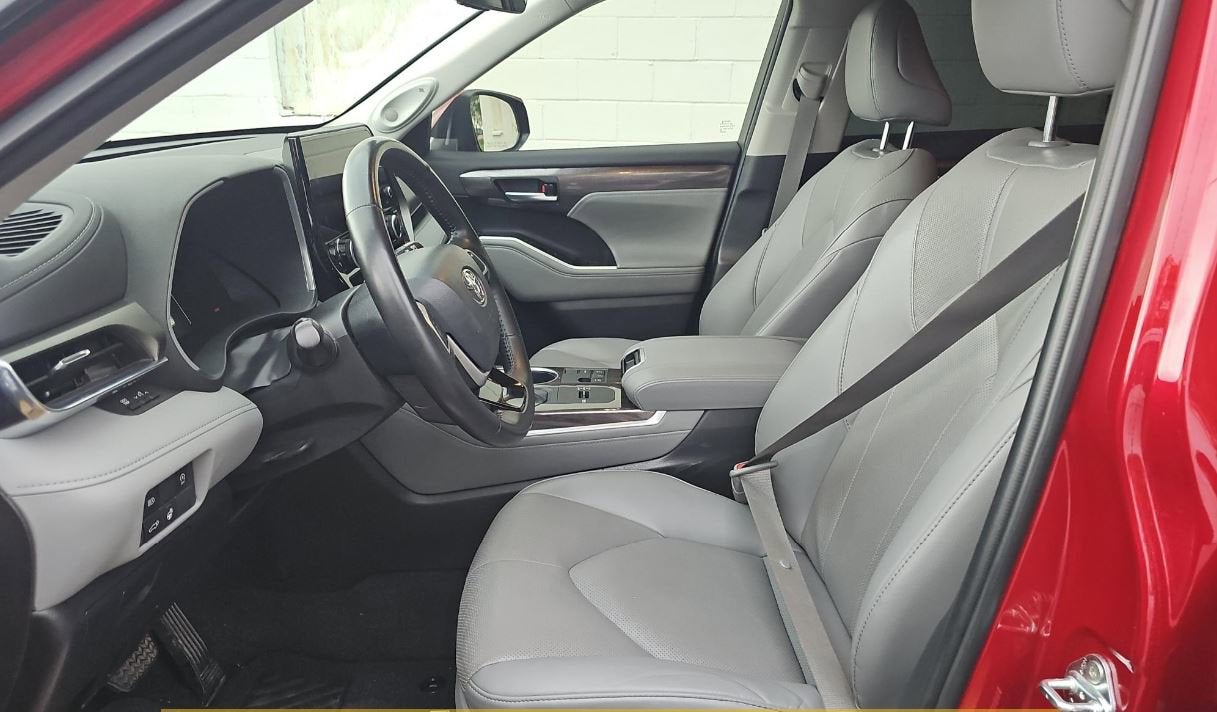 2023 Toyota Highlander Limited