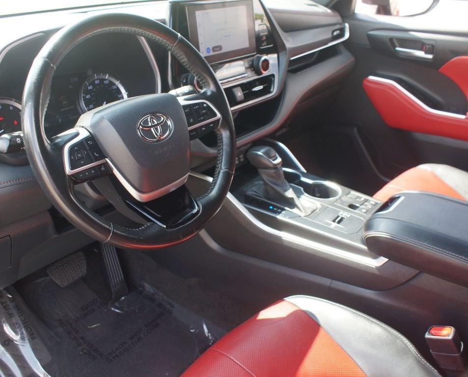 2023 Toyota Highlander XSE
