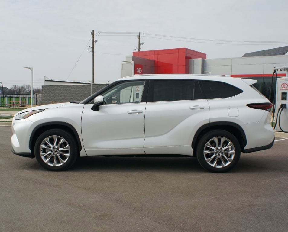 2025 Toyota Highlander Limited