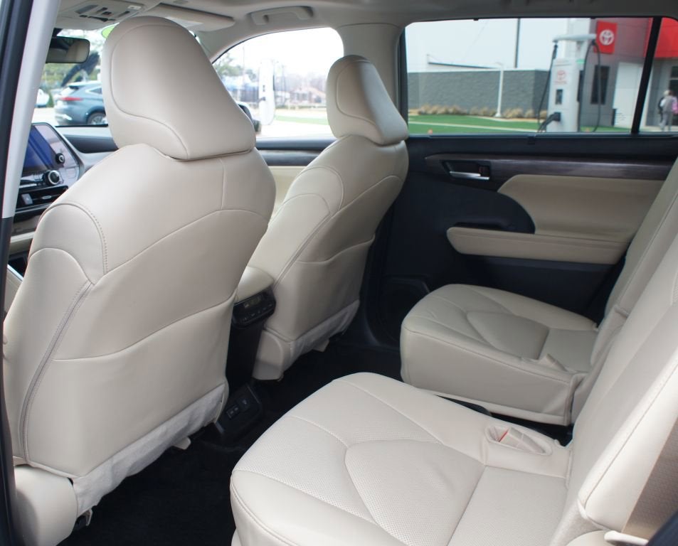 2025 Toyota Highlander Limited