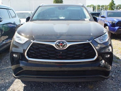 2024 Toyota Highlander LE