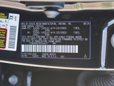 2024 Toyota Highlander LE