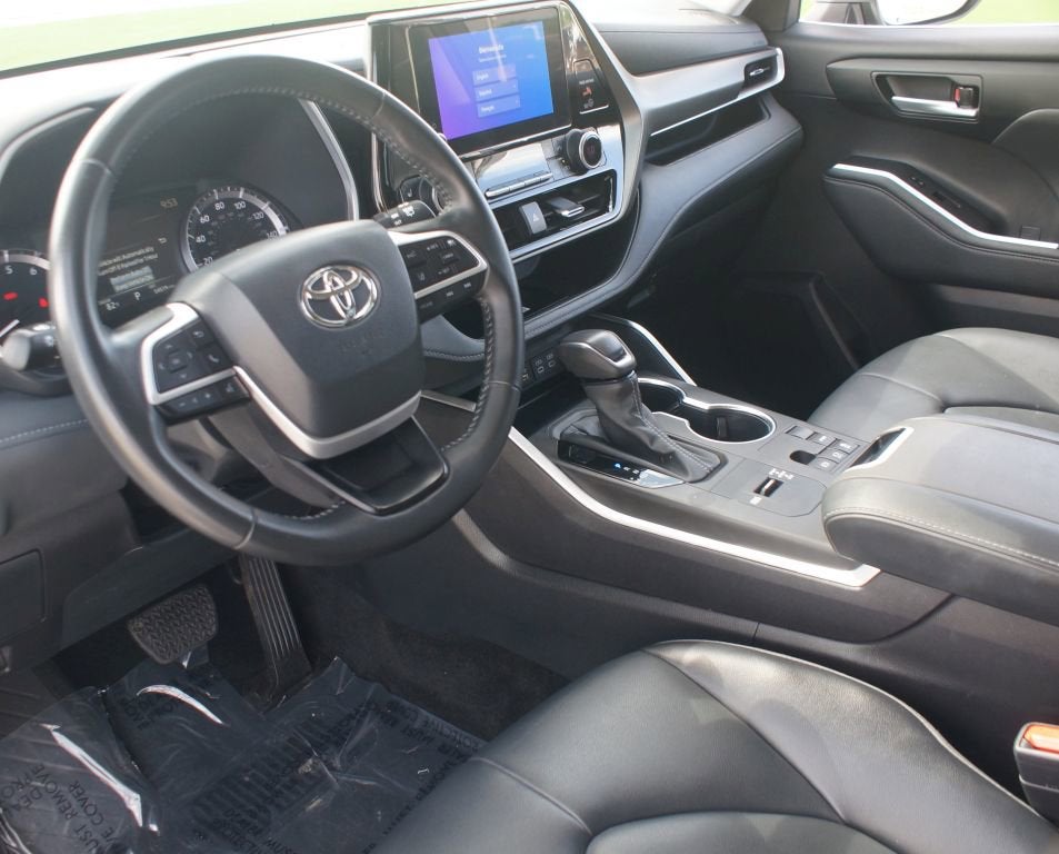 2024 Toyota Highlander XLE