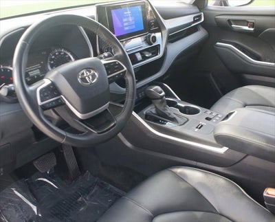 2024 Toyota Highlander XLE