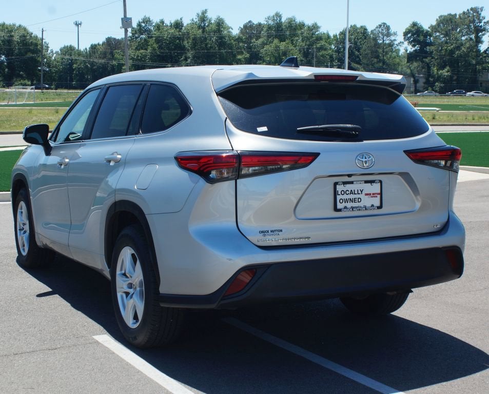 2023 Toyota Highlander LE