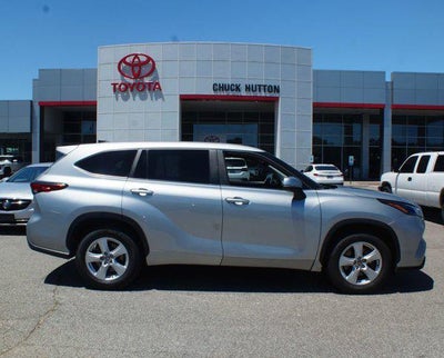 2023 Toyota Highlander LE