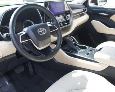 2023 Toyota Highlander XLE