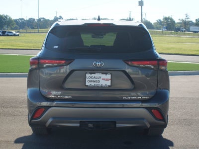 2025 Toyota Highlander Platinum