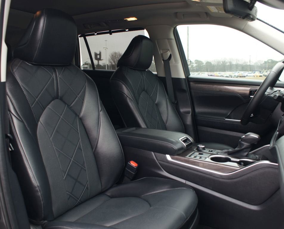 2024 Toyota Highlander Platinum