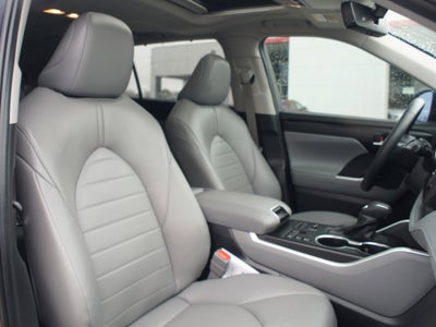 2024 Toyota Highlander XLE