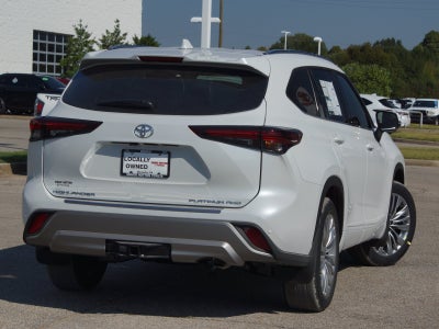 2026 Toyota Highlander Base