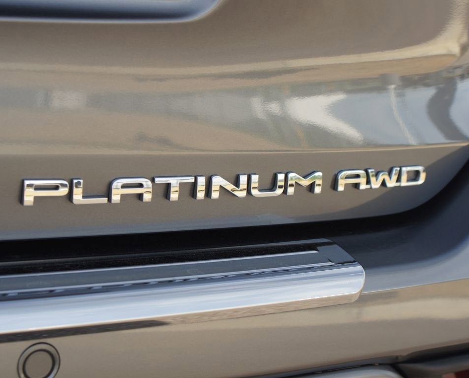 2025 Toyota Highlander Platinum