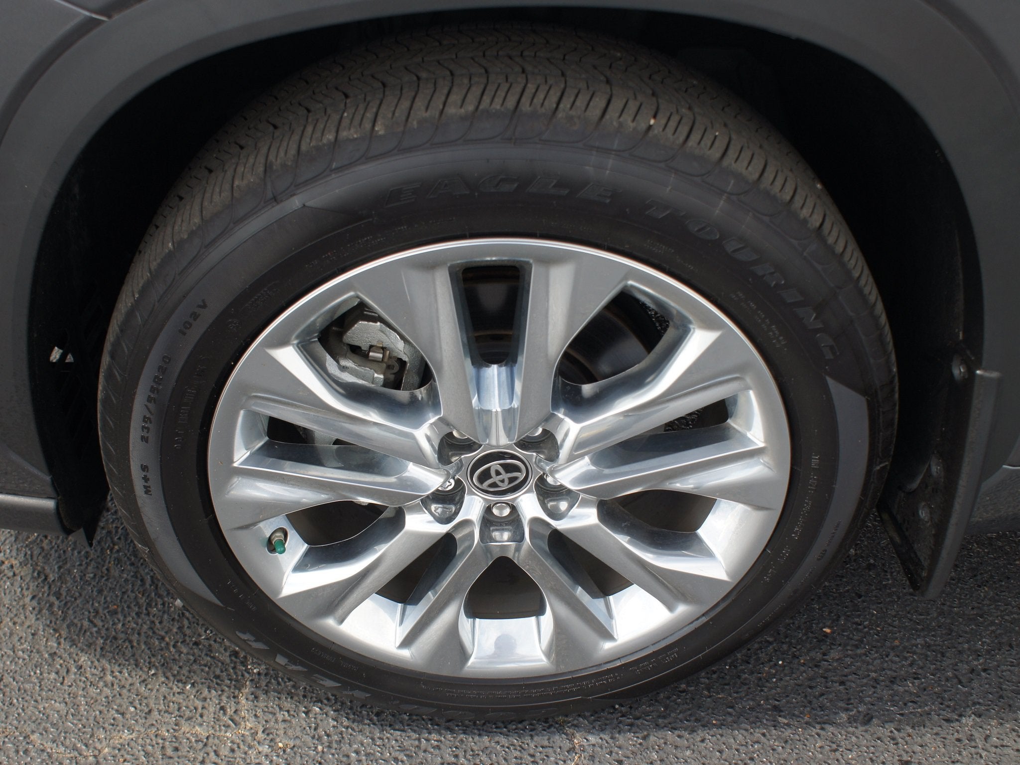 2025 Toyota Highlander Base
