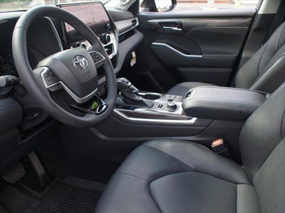 2025 Toyota Highlander Limited