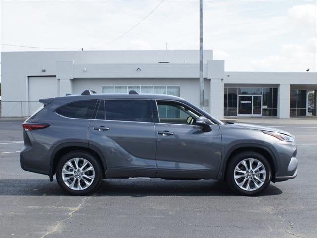 2025 Toyota Highlander Limited