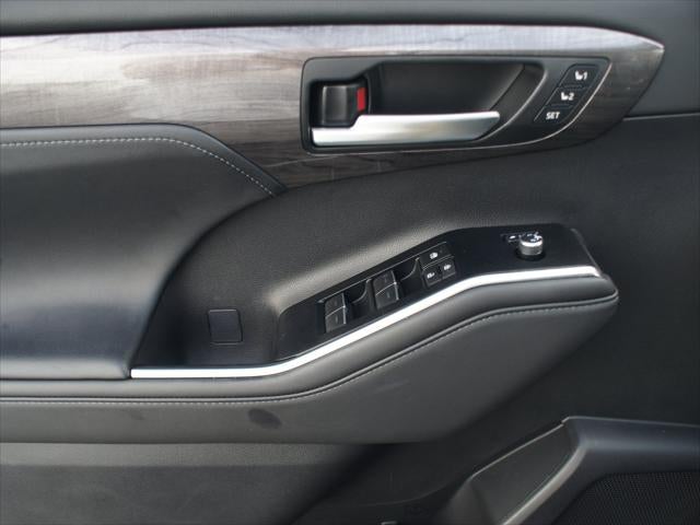 2025 Toyota Highlander Limited
