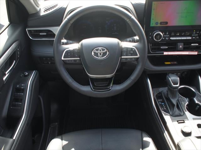 2025 Toyota Highlander Limited