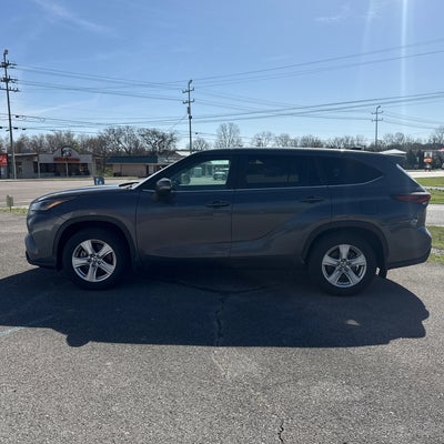2024 Toyota Highlander LE