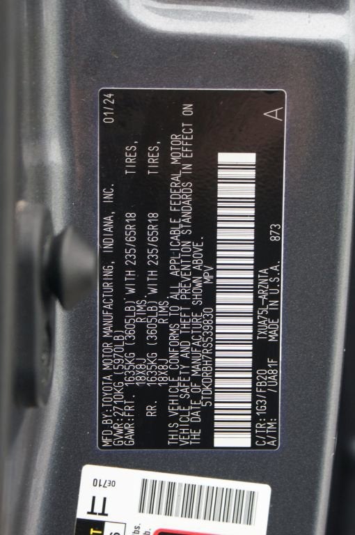 2024 Toyota Highlander LE