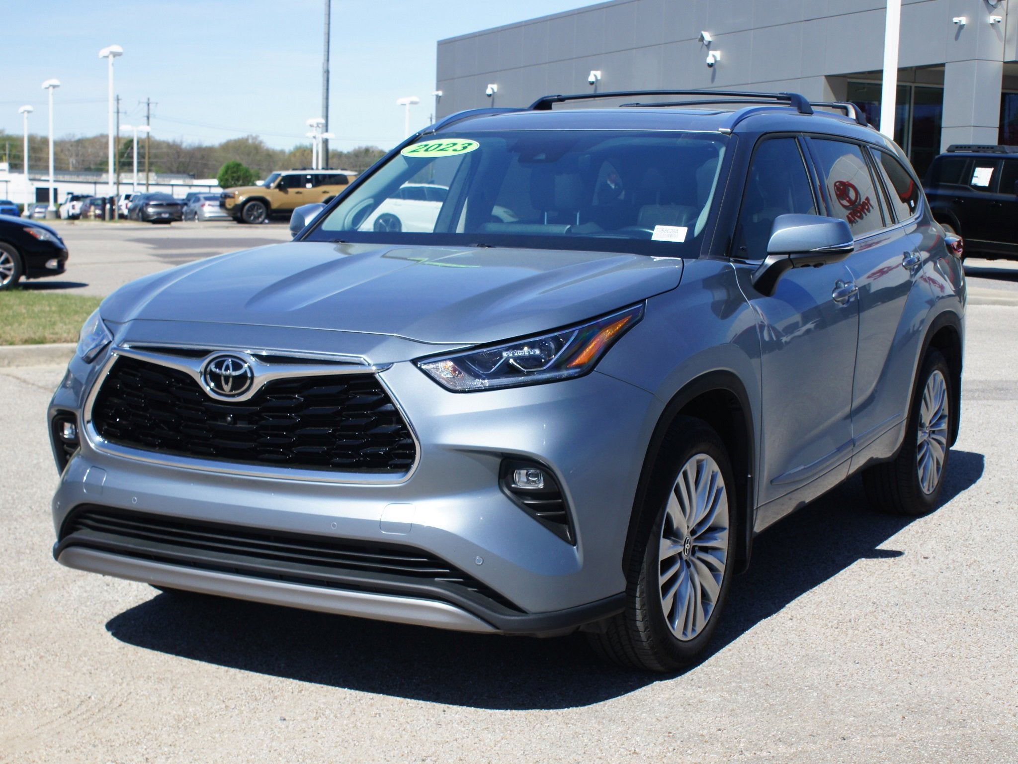 2023 Toyota Highlander Platinum