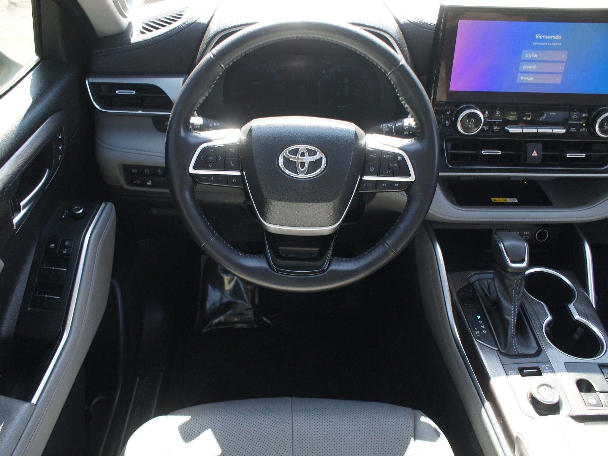 2023 Toyota Highlander Platinum