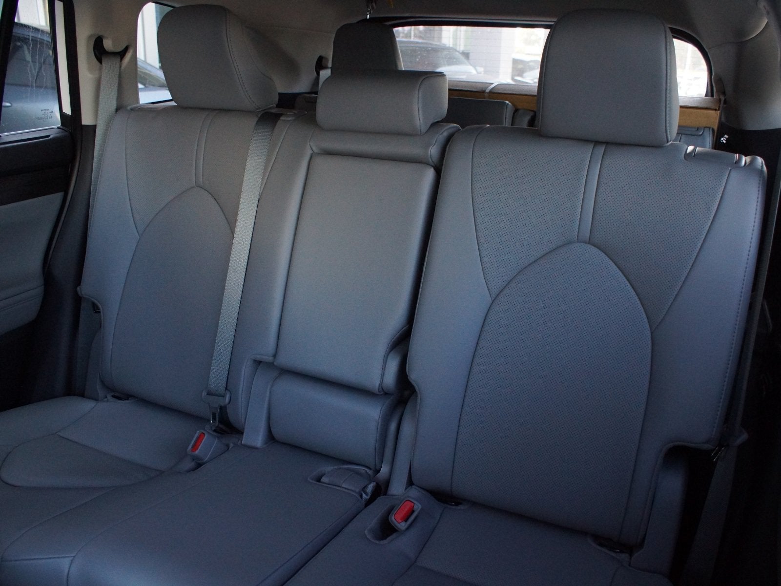 2026 Toyota Highlander Base