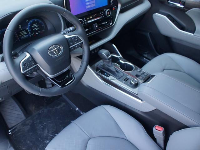 2026 Toyota Highlander Limited