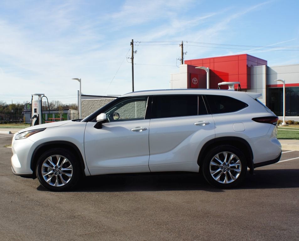 2025 Toyota Highlander Limited