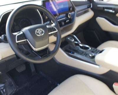 2025 Toyota Highlander Limited