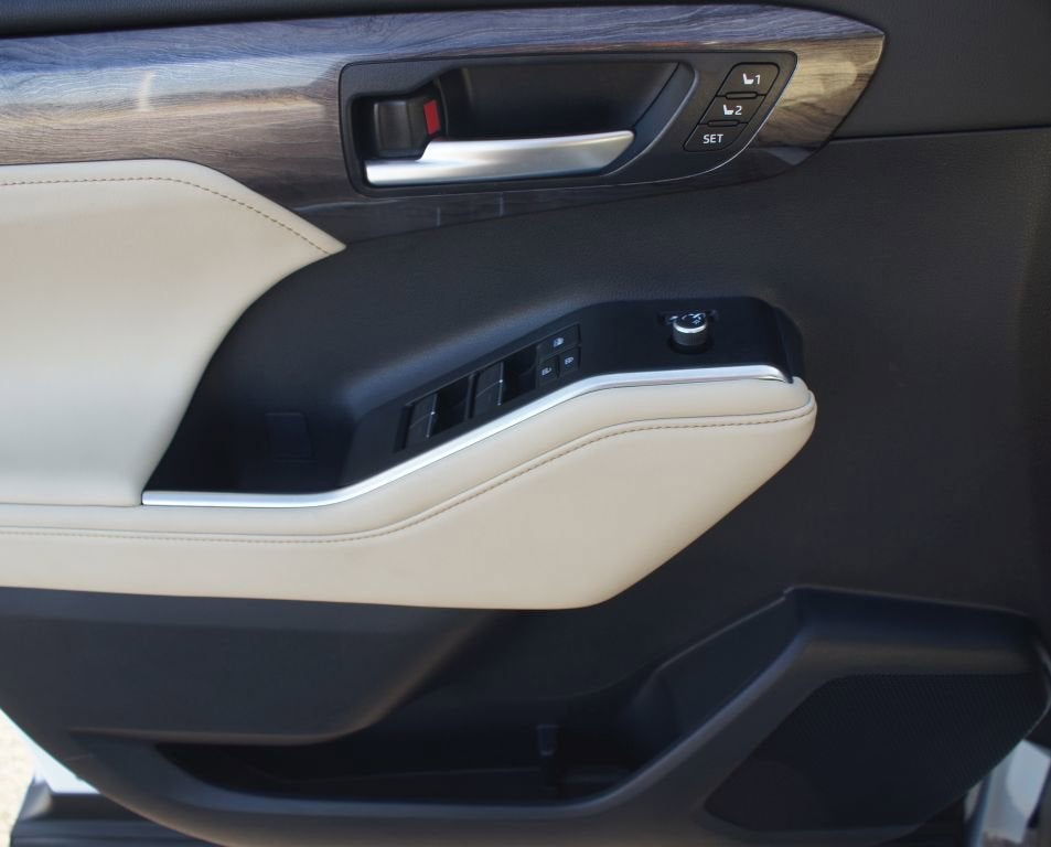 2025 Toyota Highlander Limited