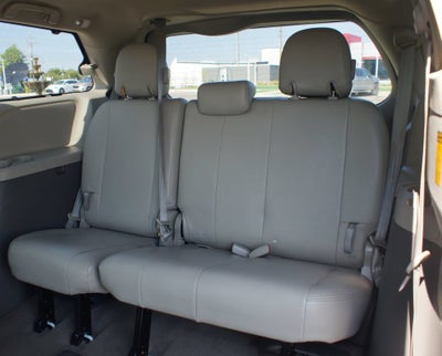 2014 Toyota Sienna LE