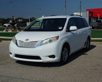2014 Toyota Sienna LE