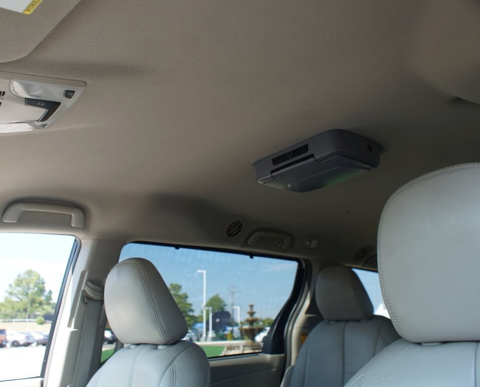 2014 Toyota Sienna LE