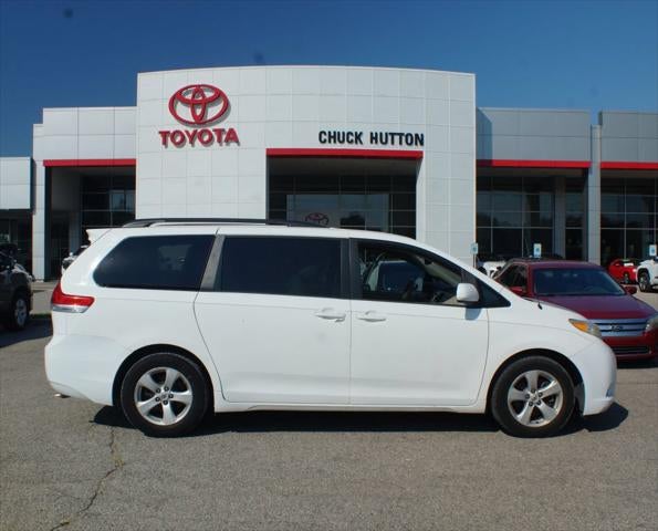 2014 Toyota Sienna LE