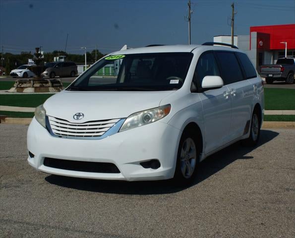 2014 Toyota Sienna LE