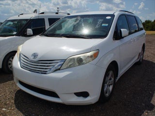 2014 Toyota Sienna LE