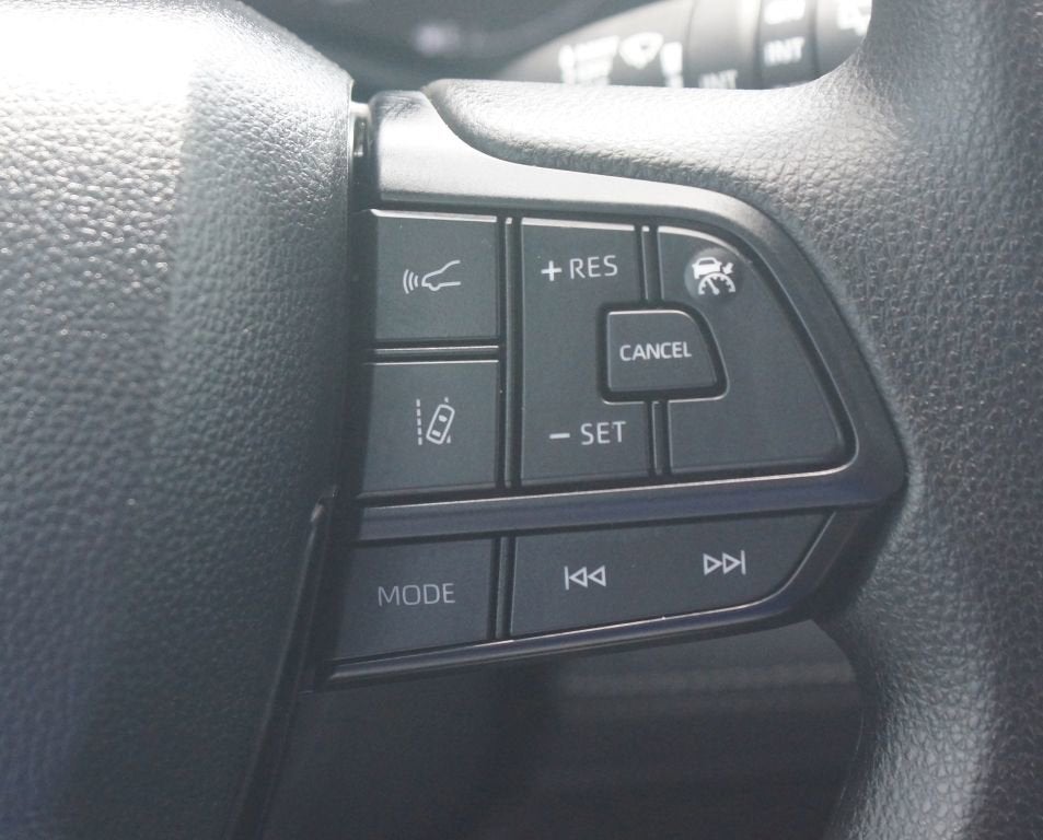2025 Toyota Sienna LE