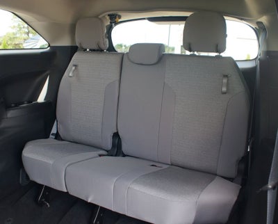 2025 Toyota Sienna LE