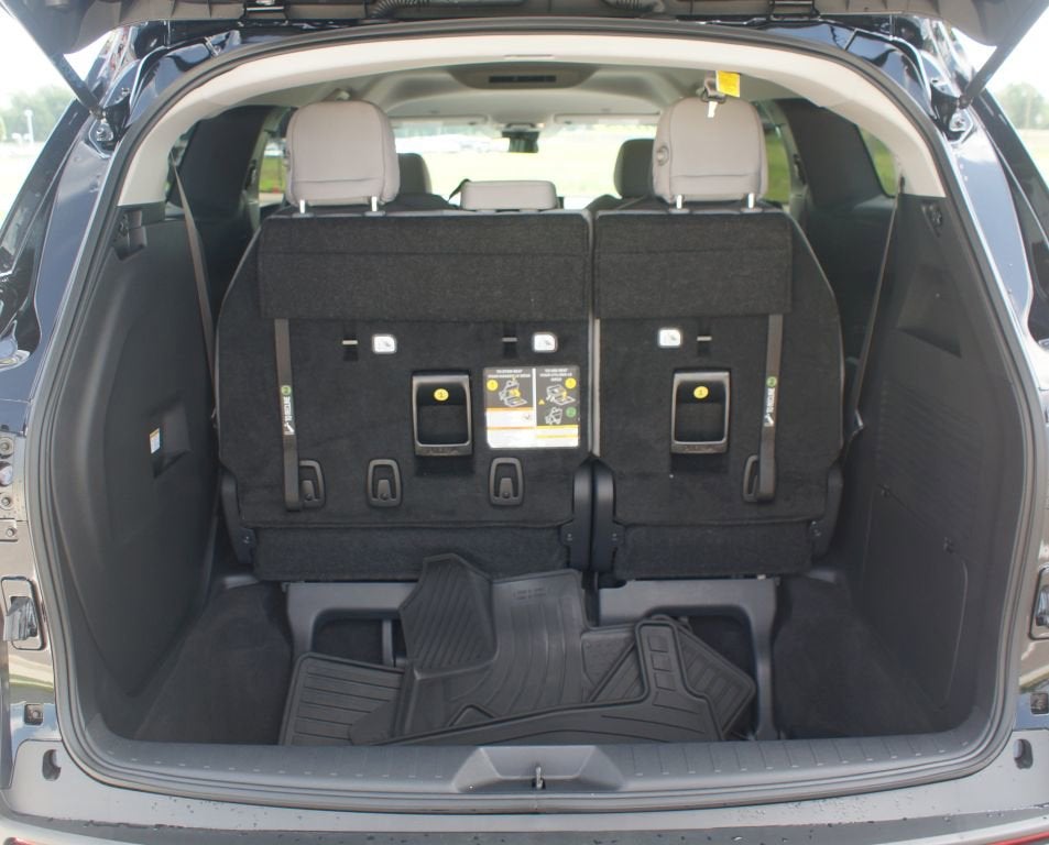 2025 Toyota Sienna LE