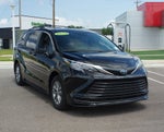 2025 Toyota Sienna LE