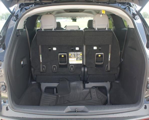 2025 Toyota Sienna LE