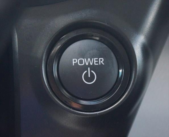 2025 Toyota Sienna LE