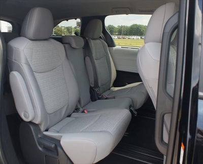 2026 Toyota Sienna LE